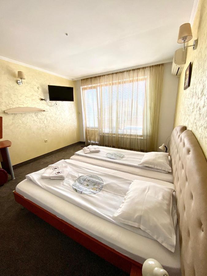 Family Hotel The Golden Fish โซโซโปล ภายนอก รูปภาพ