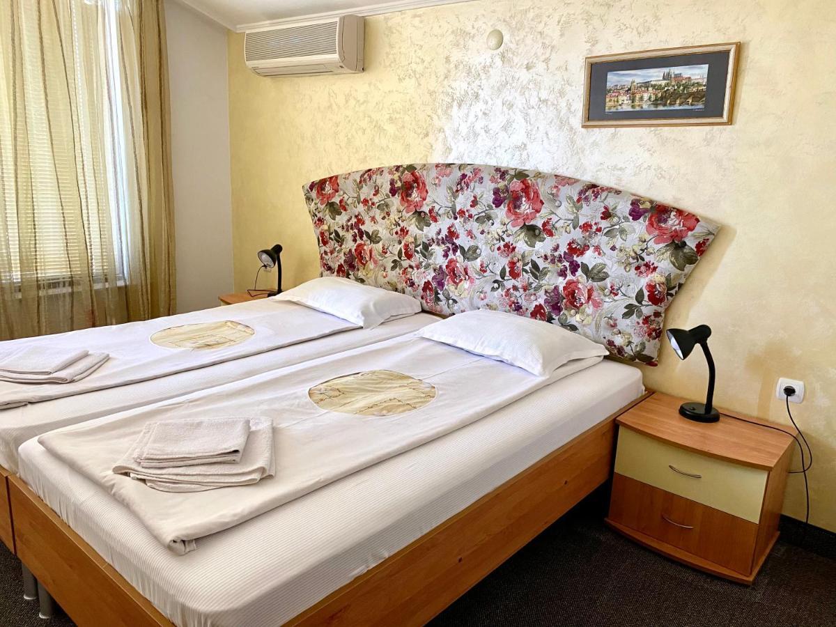 Family Hotel The Golden Fish โซโซโปล ภายนอก รูปภาพ