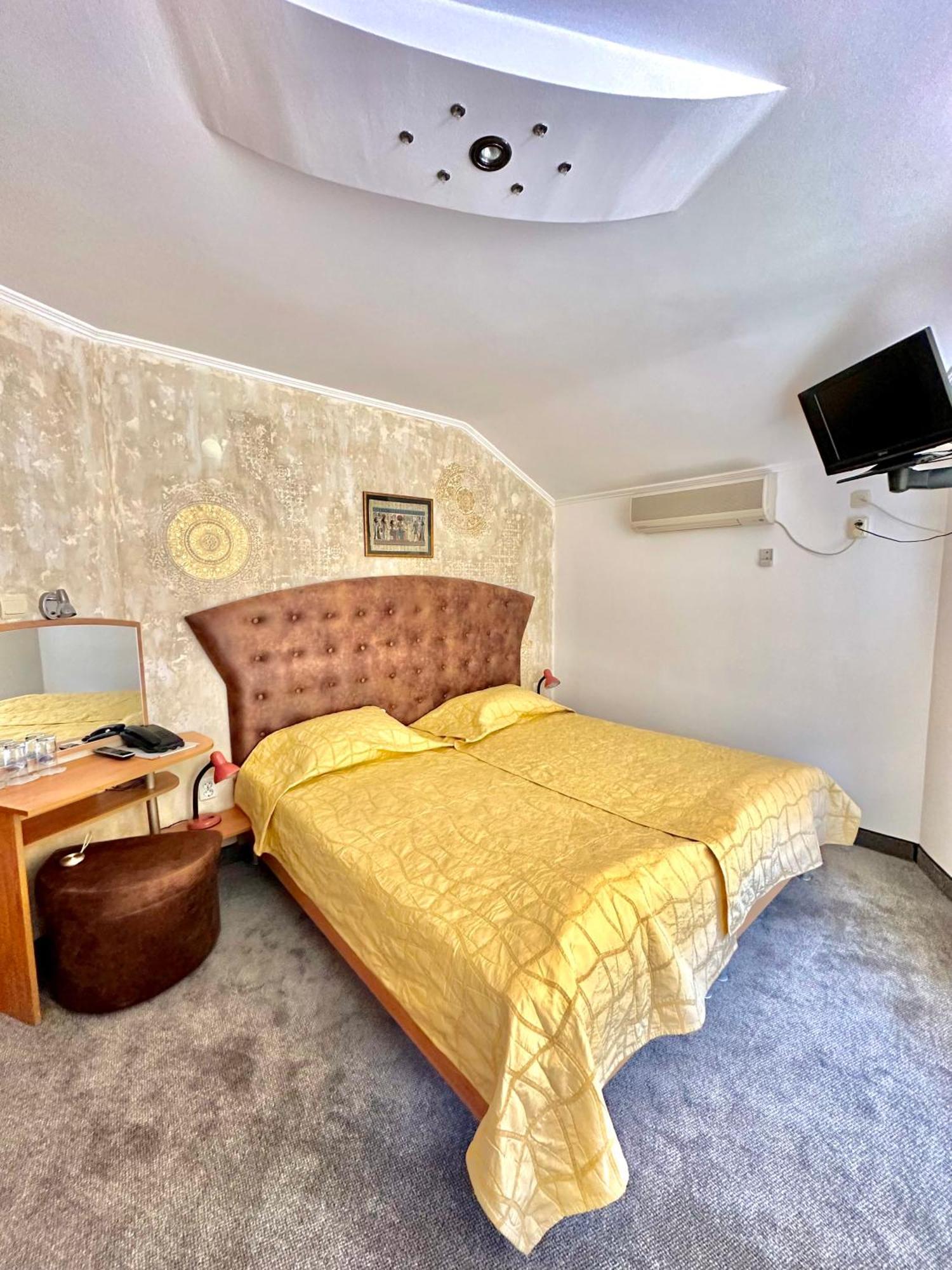 Family Hotel The Golden Fish โซโซโปล ภายนอก รูปภาพ