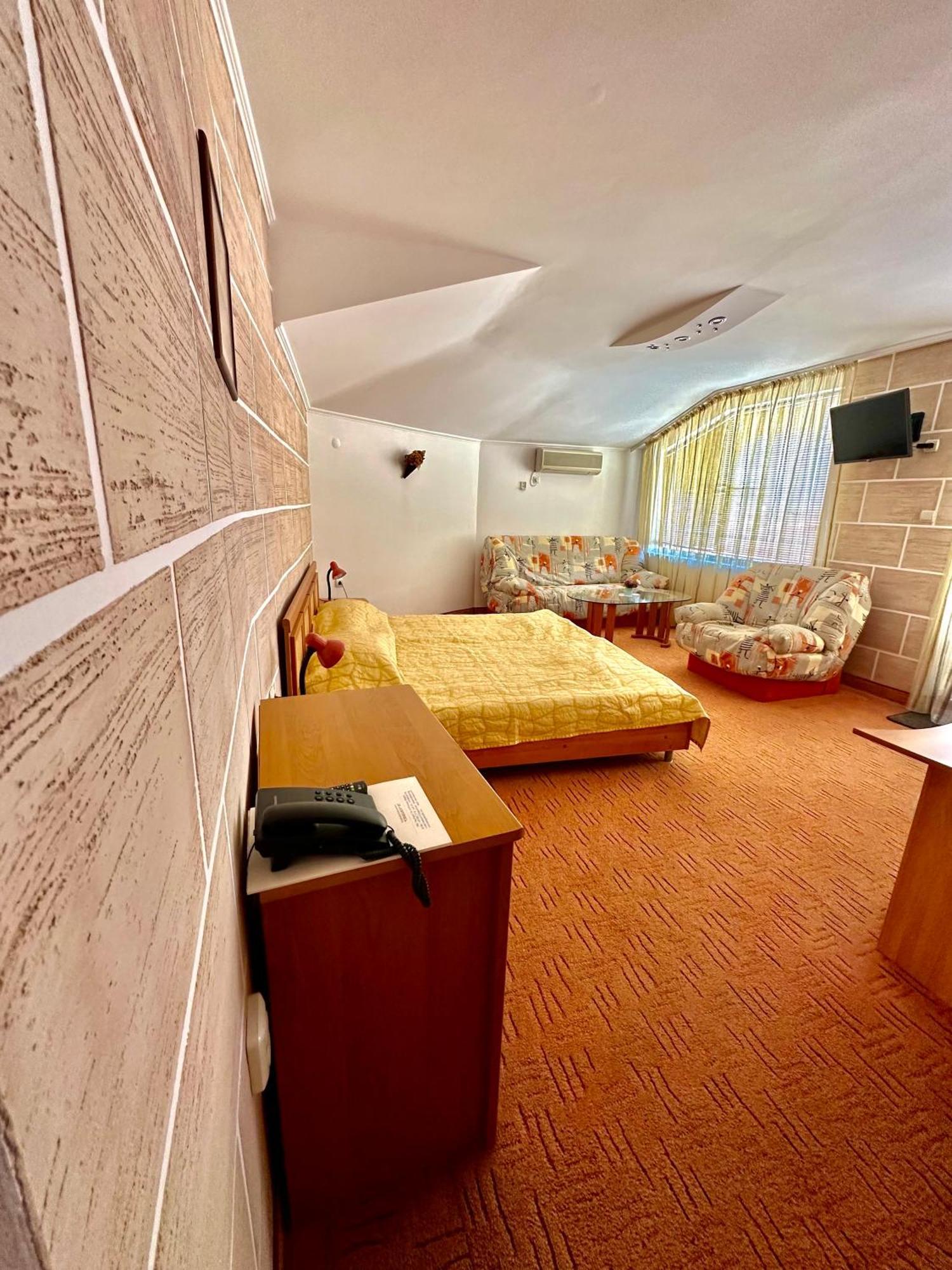 Family Hotel The Golden Fish โซโซโปล ภายนอก รูปภาพ