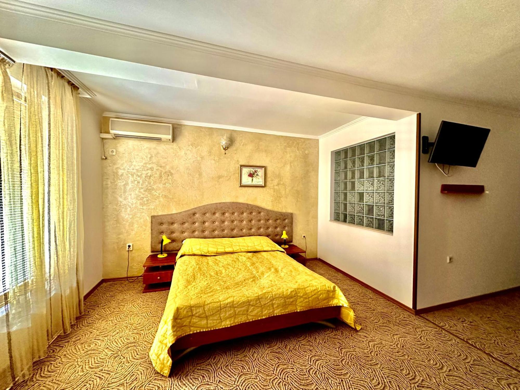 Family Hotel The Golden Fish โซโซโปล ภายนอก รูปภาพ