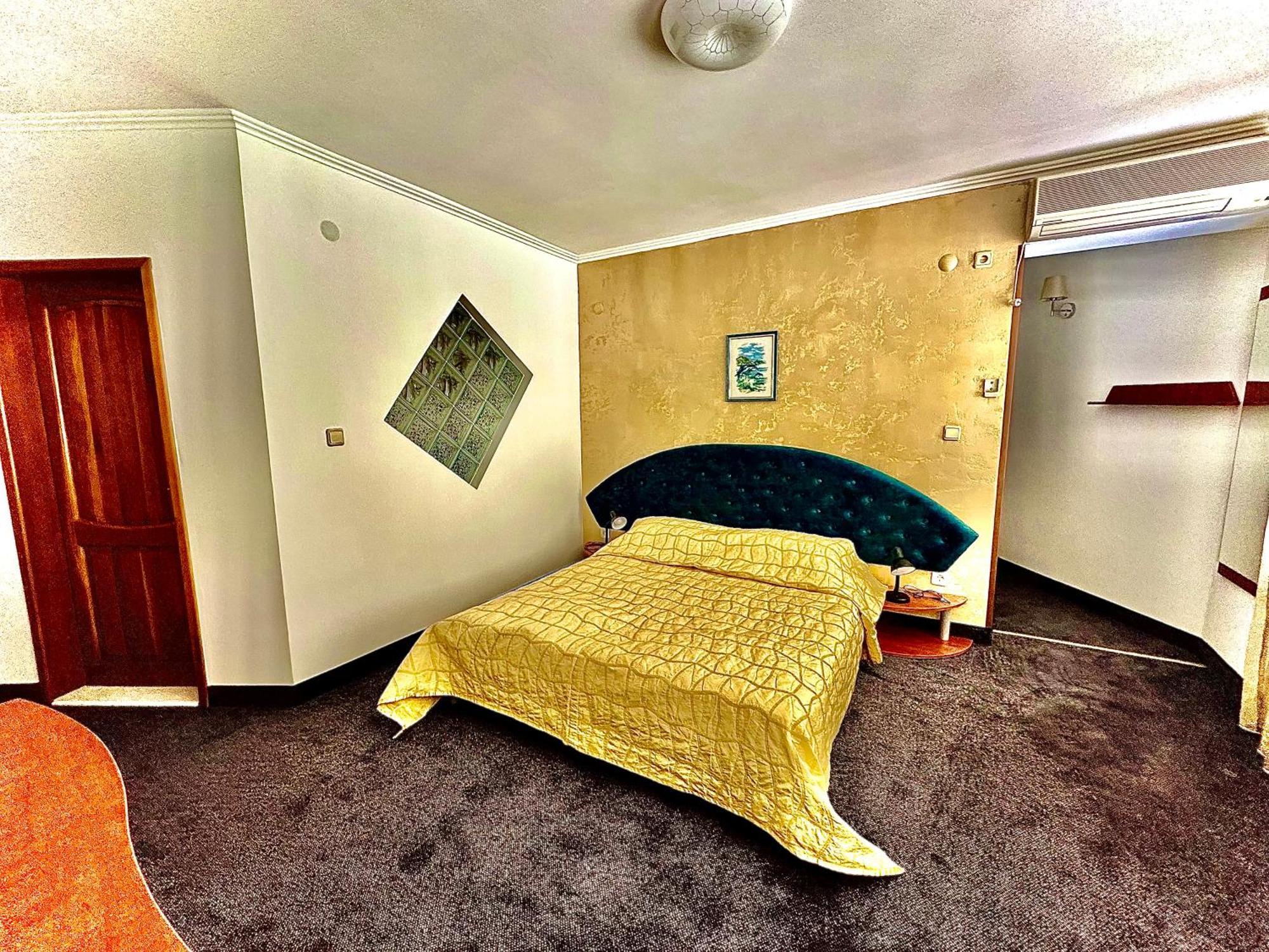 Family Hotel The Golden Fish โซโซโปล ภายนอก รูปภาพ